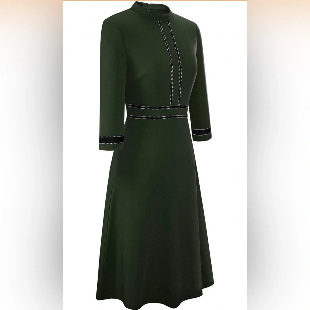 Elegant Green Women's Dress - Picture 3 of 7